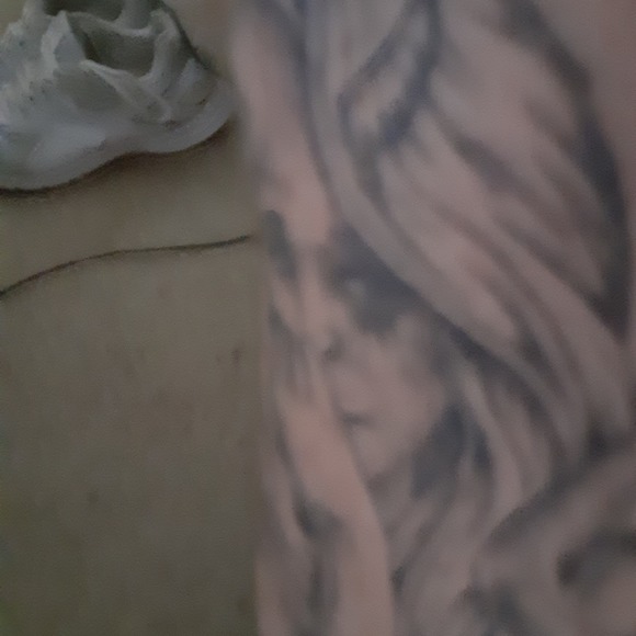 Meet your Posher, Chris - Picture 1 of 1